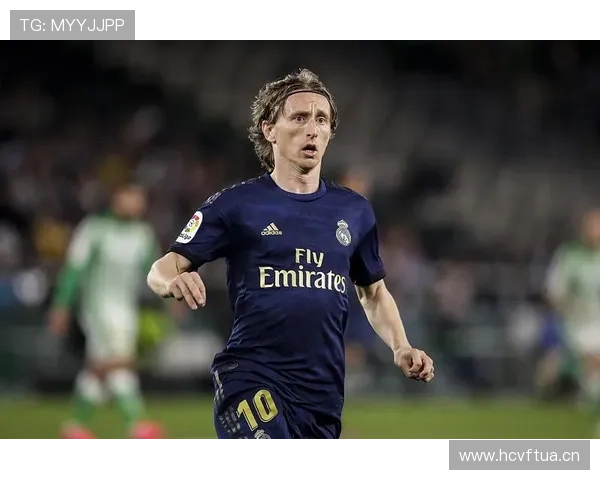 科瓦契奇登陆皇马的关键转折与豪门生涯开启 科瓦契奇登陆皇马的关键转折与豪门生涯开启