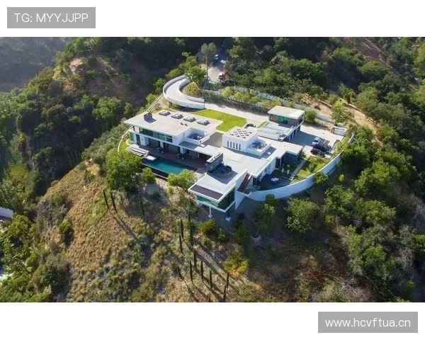 大阪刚买下比弗利山那套豪宅，月供比我年薪还高