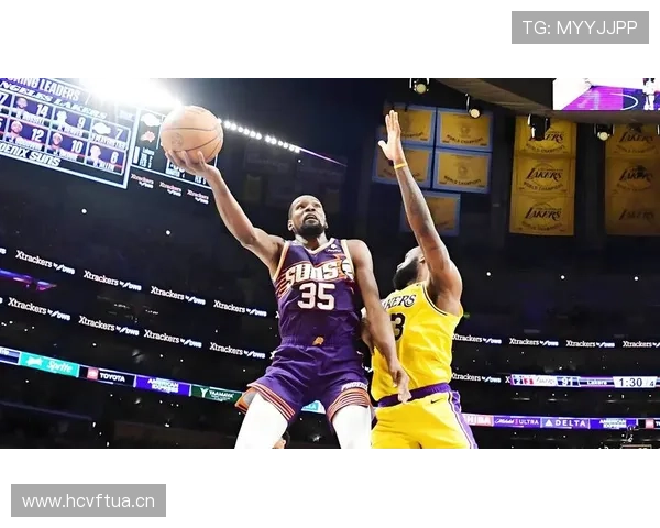 加索尔挡拆拉开内线空间助力球队提升进攻效率