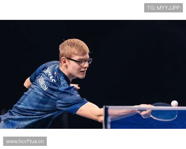 菲利克斯随手一扔鞋子价值堪比我月薪，我笑不出来